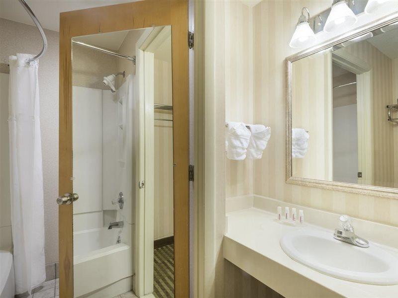 รามาดา บาย วินด์แฮม โคลัมบัส โพลาริส Hotel เวสเตอร์วิลล์ ภายนอก รูปภาพ